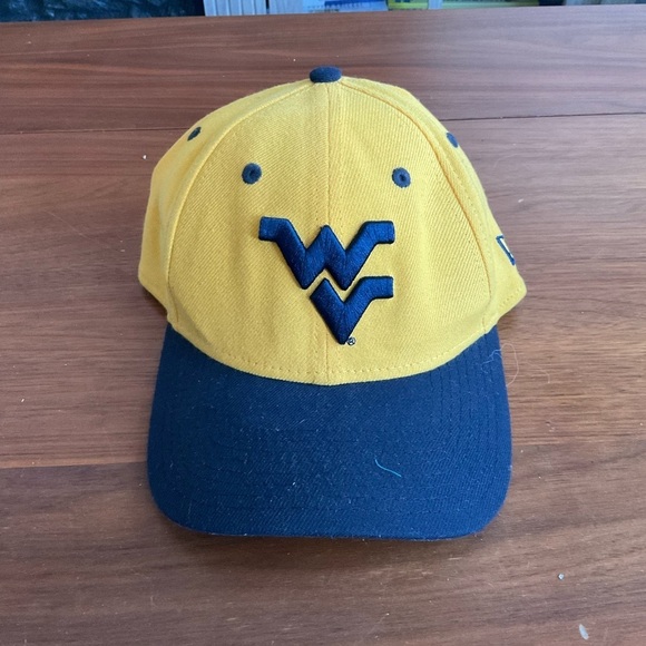 West Virginia Mountaineers Hat - Picture 2 of 5